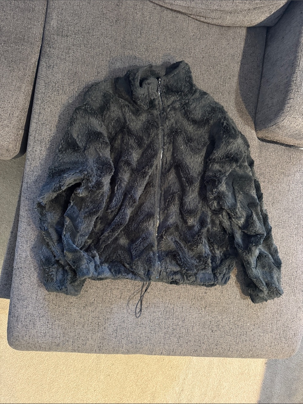 Urban Outfitters Plush Faux Fur Zip-Up Jacket in Dark Gray